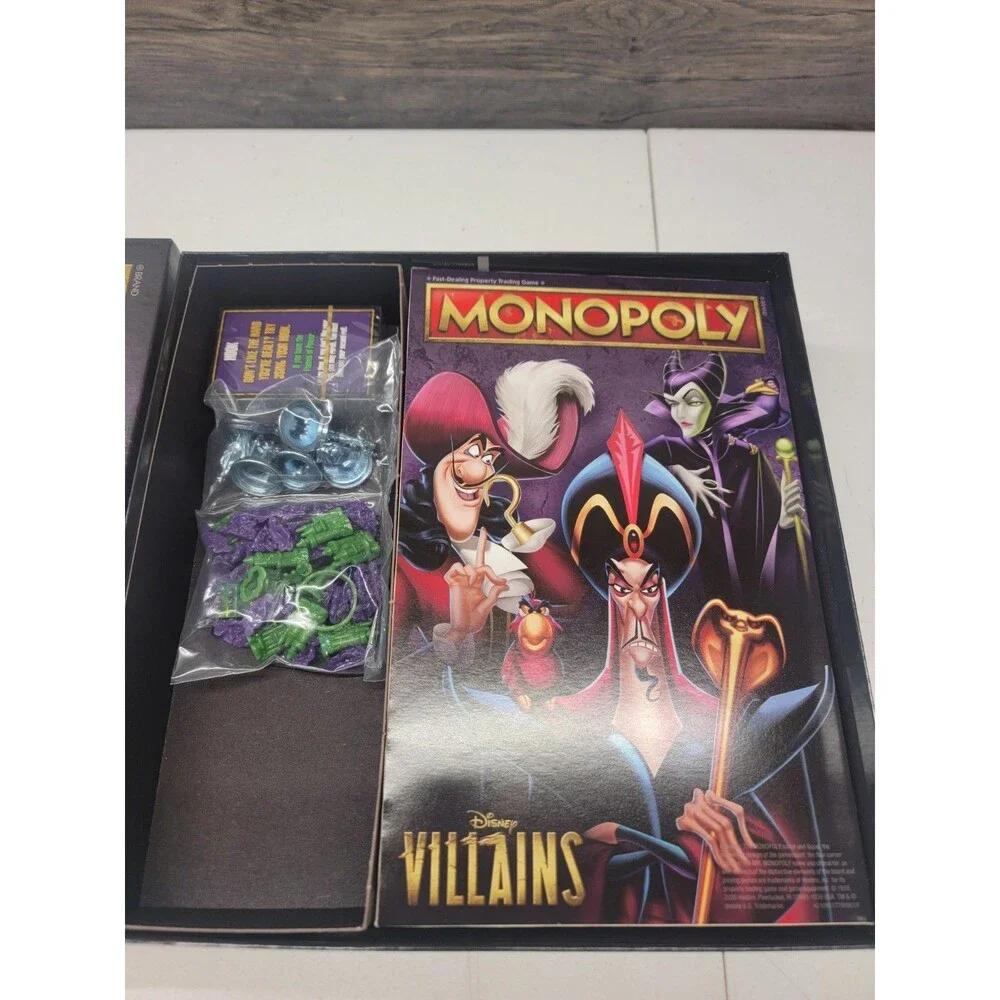 Hasbro Gaming Monopoly Disney Villains Edition Property Board Game New 2020